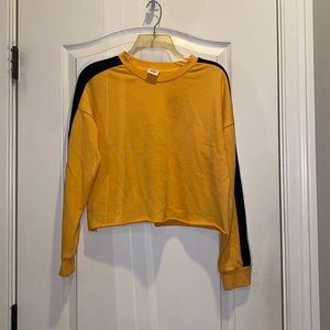 Cropped sweatshirt